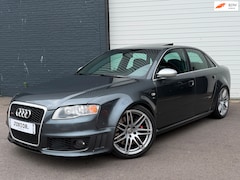 Audi A4 Limousine - 4.2 V8 RS 4 quattro B6 SCHUIFDAK/LEDER/STOELVERWARMING