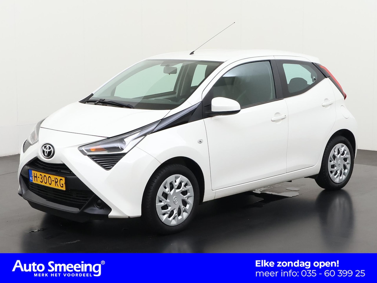 Toyota Aygo - 1.0 VVT-i x-play Automaat | Zondag Open! - AutoWereld.nl