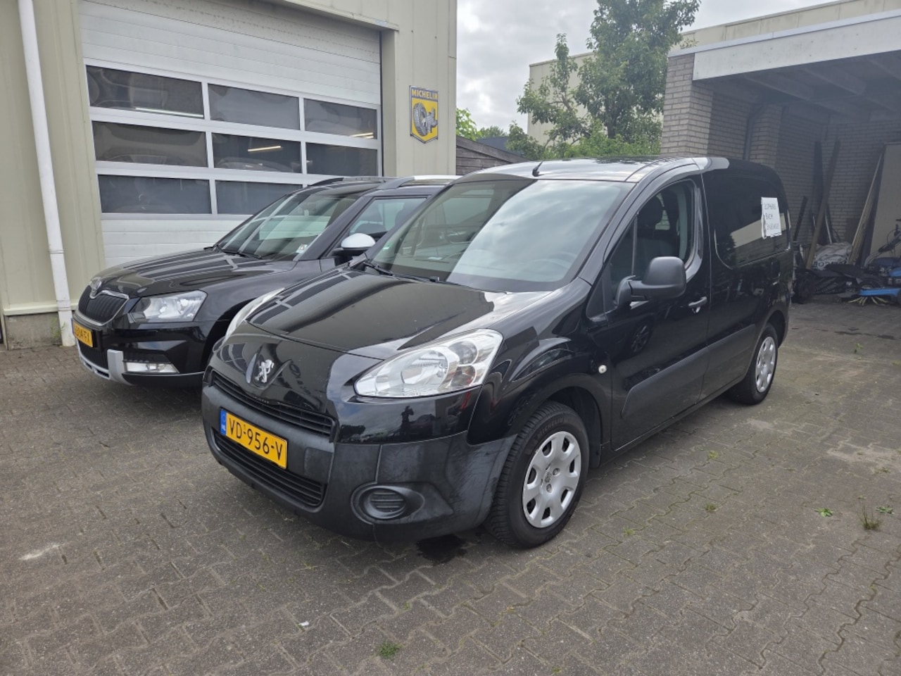 Peugeot Partner - 120 1.6 HDI L1XT | Schuifdeur | Trekhaak - AutoWereld.nl
