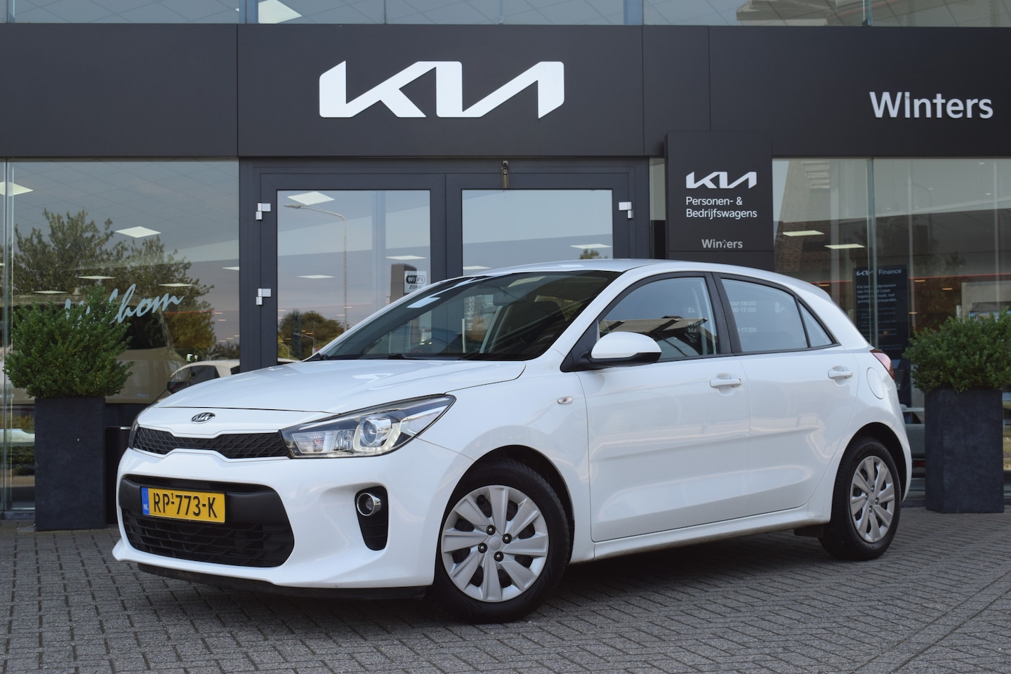 Kia Rio - 1.0 TGDI ComfortPlusLine Navigator | Cruise | Navigatie | Camera | tot 10j. Kia garantie | - AutoWereld.nl