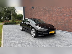 Tesla Model 3 - Long Range Tesla Model 3 Long Range AWD 75 kWh TREKHAAK 249.800 km 83% SoH