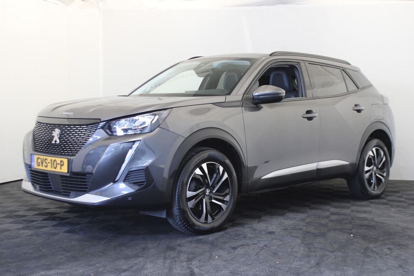 Peugeot 2008 - 1.2 PureTech Allure |Stoelverwarming|Navi| - AutoWereld.nl