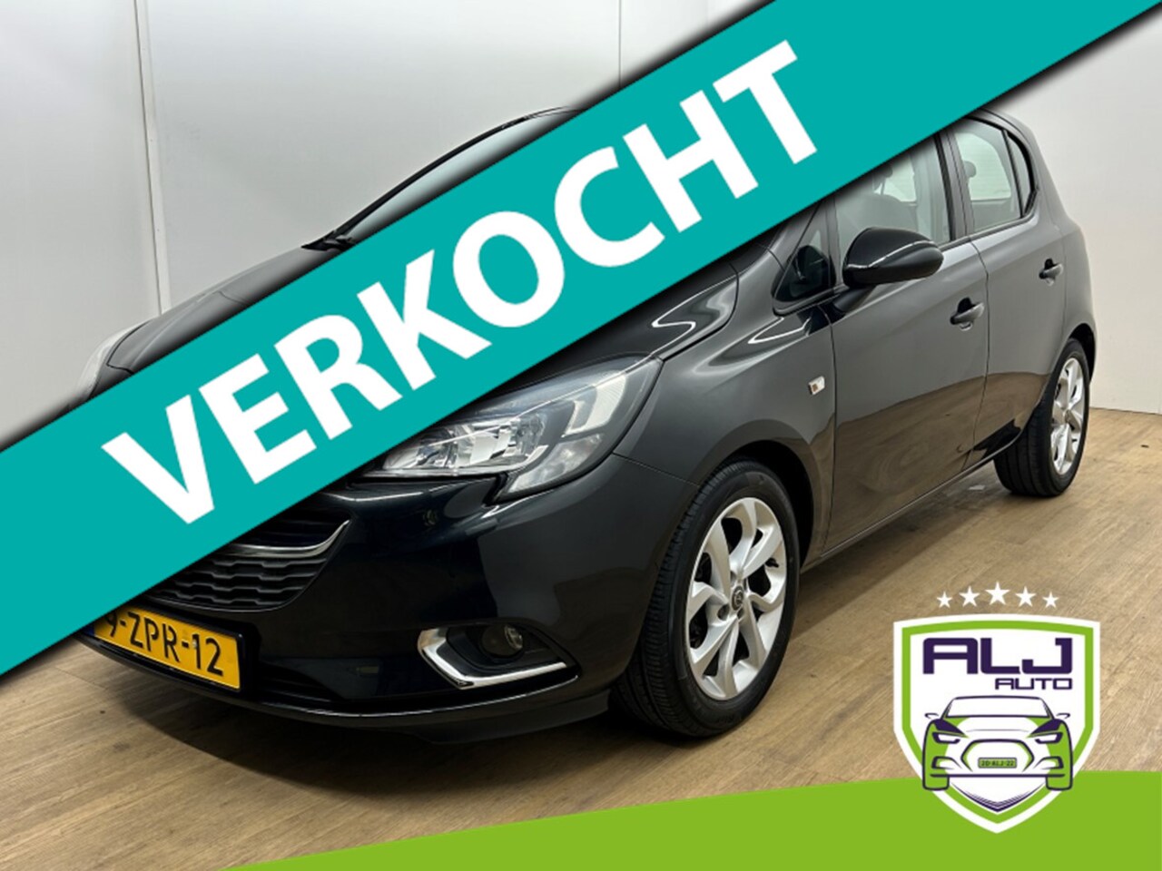 Opel Corsa - Occasion 1.4 Color Edition | Zwart | Tweedehands Opel Corsa | Airco | Stoelverwarming | Bl - AutoWereld.nl