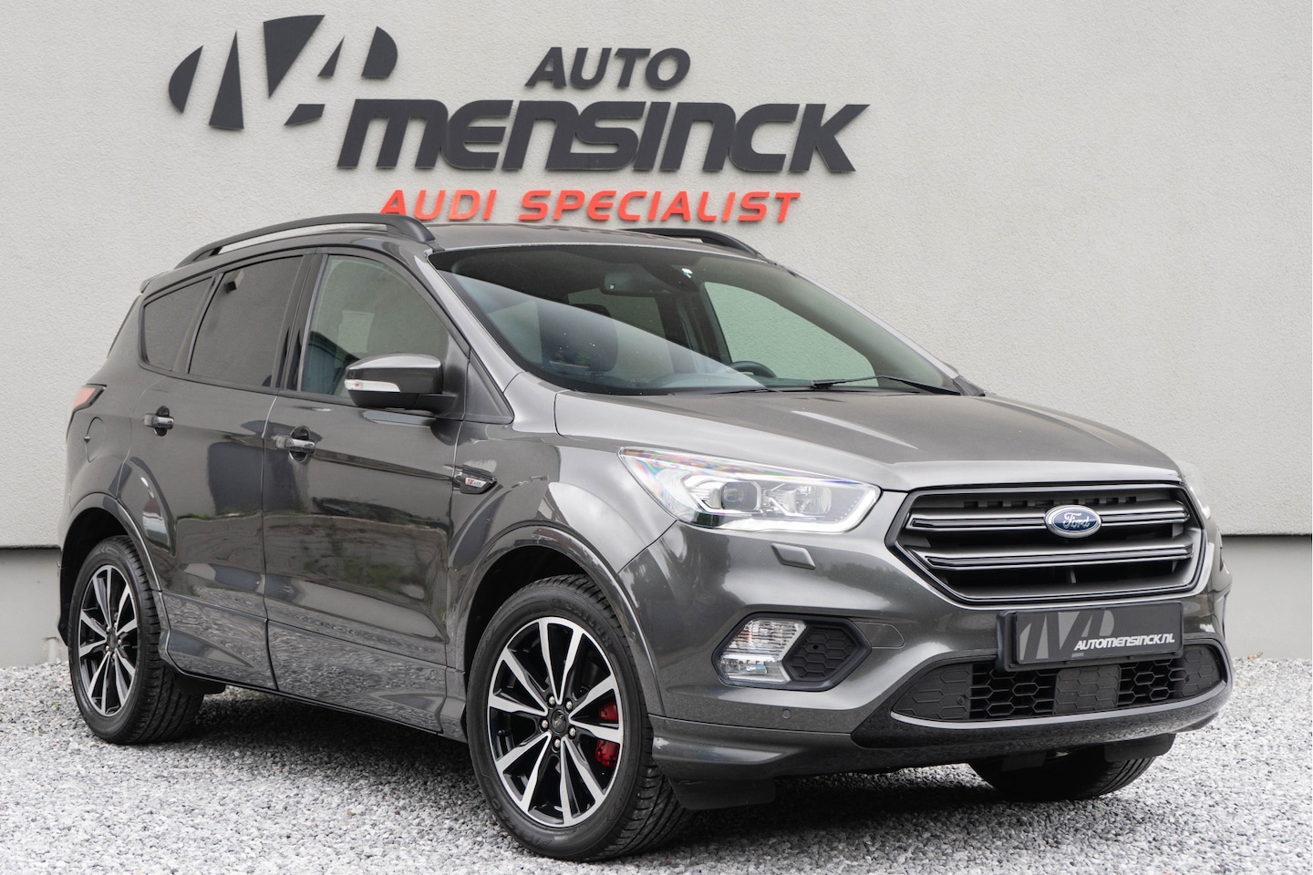 Ford Kuga - 1.5 EcoBoost ST Line / Touch Navigatie/ Cruise Control/ Trekhaak/ 110kW (150PK) - AutoWereld.nl