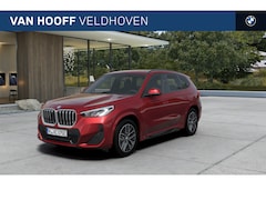 BMW X1 - xDrive25e M Sport Automaat / Sportstoelen / Achteruitrijcamera / M Adaptief onderstel / St