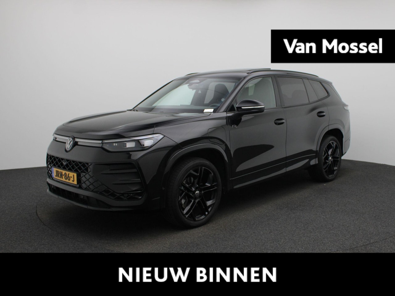 Volkswagen Tayron - 1.5 eHybrid R-Line Edition 204 PK| Origineel Nederlands | 1e Eigenaar | Panoramadak | Trek - AutoWereld.nl