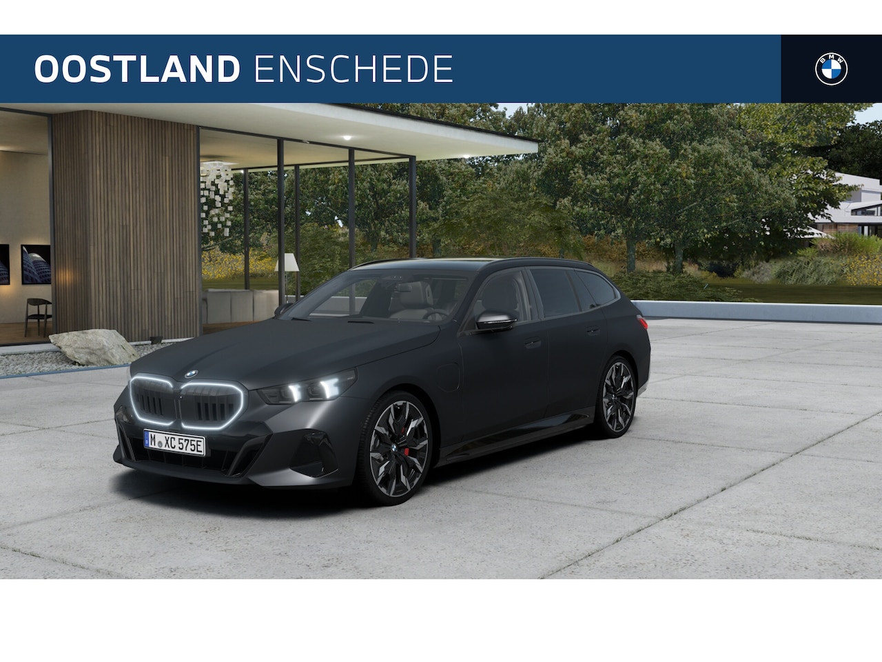 BMW 5-serie Touring - 530e M Sport Automaat / Panoramadak / Trekhaak / Comfortstoelen / Parking Assistant Profes - AutoWereld.nl
