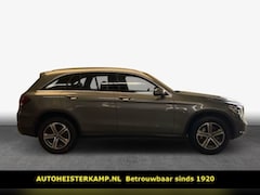 Mercedes-Benz GLC-klasse - 300de 4MATIC Diesel Hybride LED Trekhaak Camera Stoelverwarming AMG Line Interieur