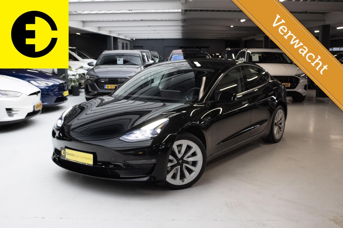Tesla Model 3 - Long Range RWD Long Range AWD 75 kWh | Stoelverwarming | Leder | Pano | Incl.BTW - AutoWereld.nl