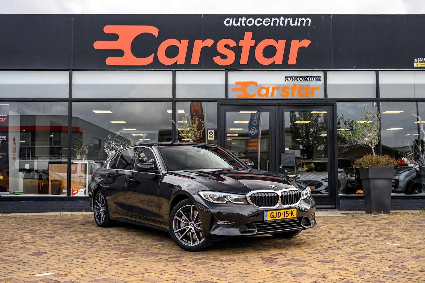 BMW 3-serie - 330e High Executive|PANO|MEMORY|CAMERA - AutoWereld.nl
