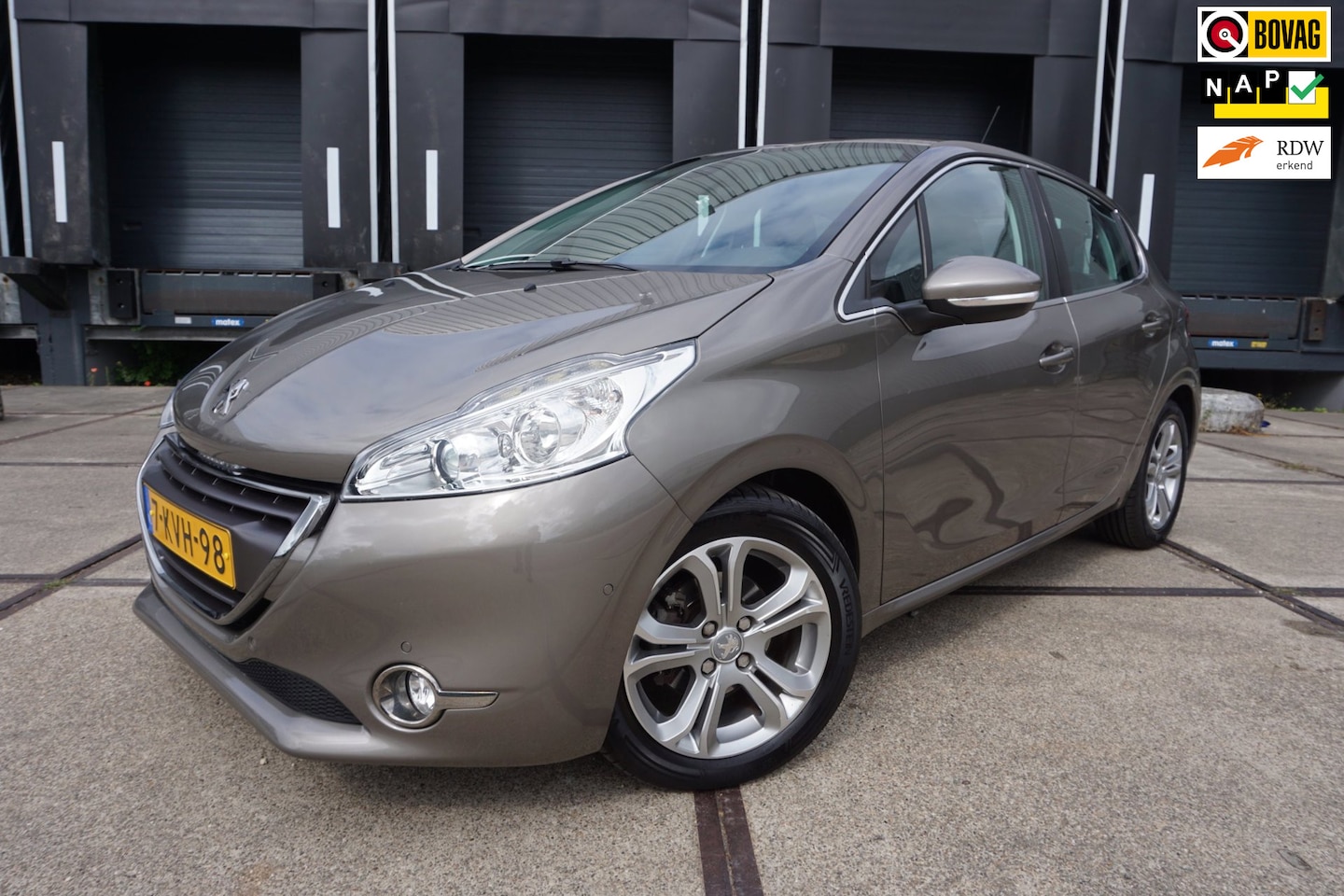 Peugeot 208 - 1.6 Vti Allure 1.6 VTi Allure - AutoWereld.nl