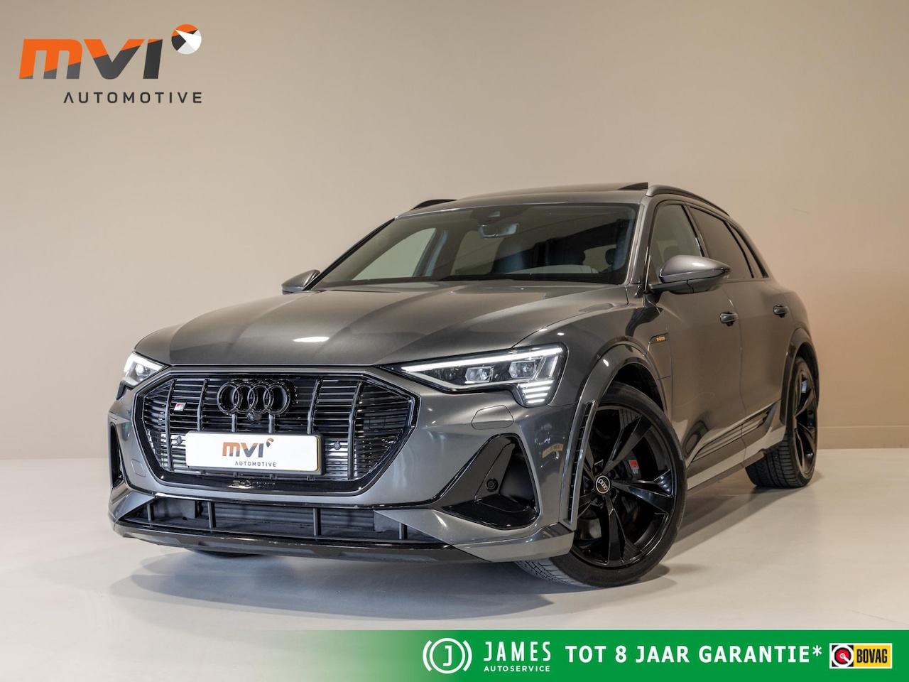 Audi e-tron - S quattro 95 kWh SOH 89% / 503pk / NAP / Panorama dak / Rondomzicht camera / Kuipstoelen / - AutoWereld.nl