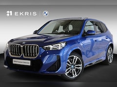 BMW iX1 - xDrive30 | M Sportpakket | Stoelverwarming | Achteruitrijcamera | Panorama Dak