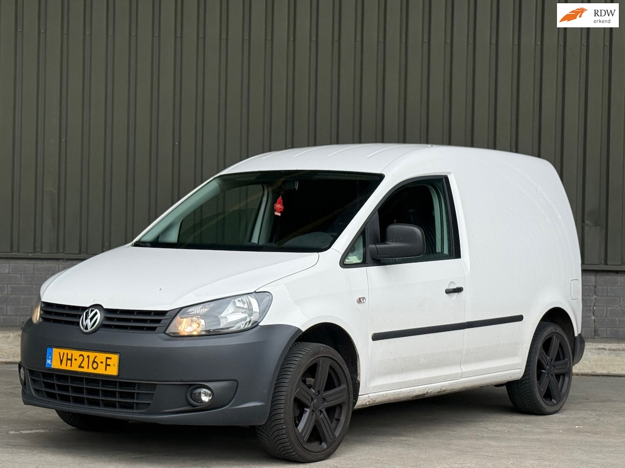 Volkswagen Caddy - 1.6 TDI Nap / airco / standkachel / APK - AutoWereld.nl