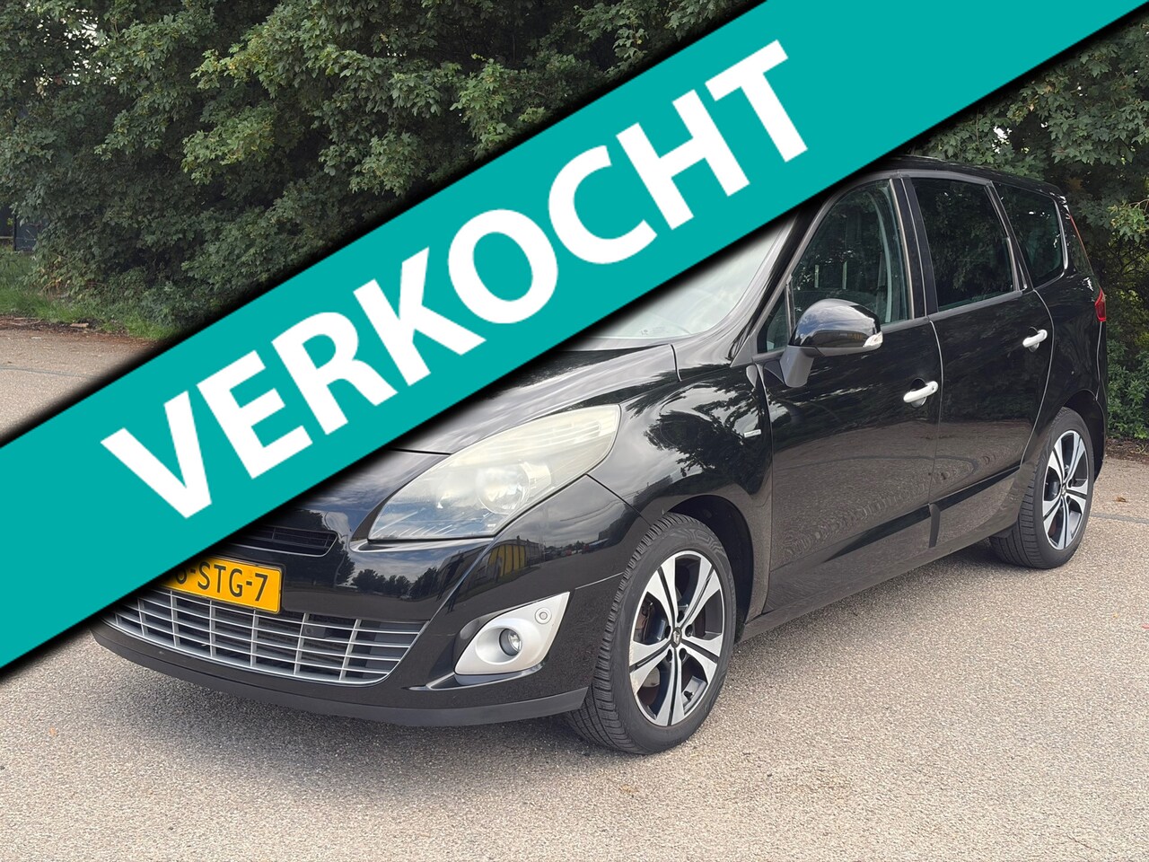 Renault Grand Scénic - 1.4 TCe Bose 7p. Nw Distr Ketting! Pano! - AutoWereld.nl