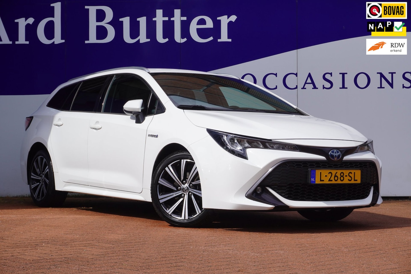 Toyota Corolla Touring Sports - 1.8 Hybrid Business Plus+Led+Navigatie+Leder+camera+Vitrual+17"Lmv=ORIG/NL 40DKM !! - AutoWereld.nl
