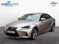 Lexus IS - 300h Hybrid Luxury Line | Mark Levinson | Stoelventilatie | Matrix LED