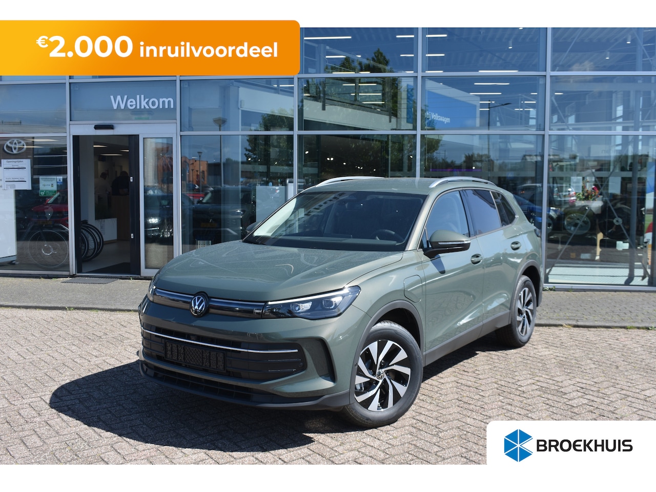 Volkswagen Tiguan - Life Edition - eHybrid | 'App-Connect' draadloze smartphone integratie | Achteruitrijcamer - AutoWereld.nl