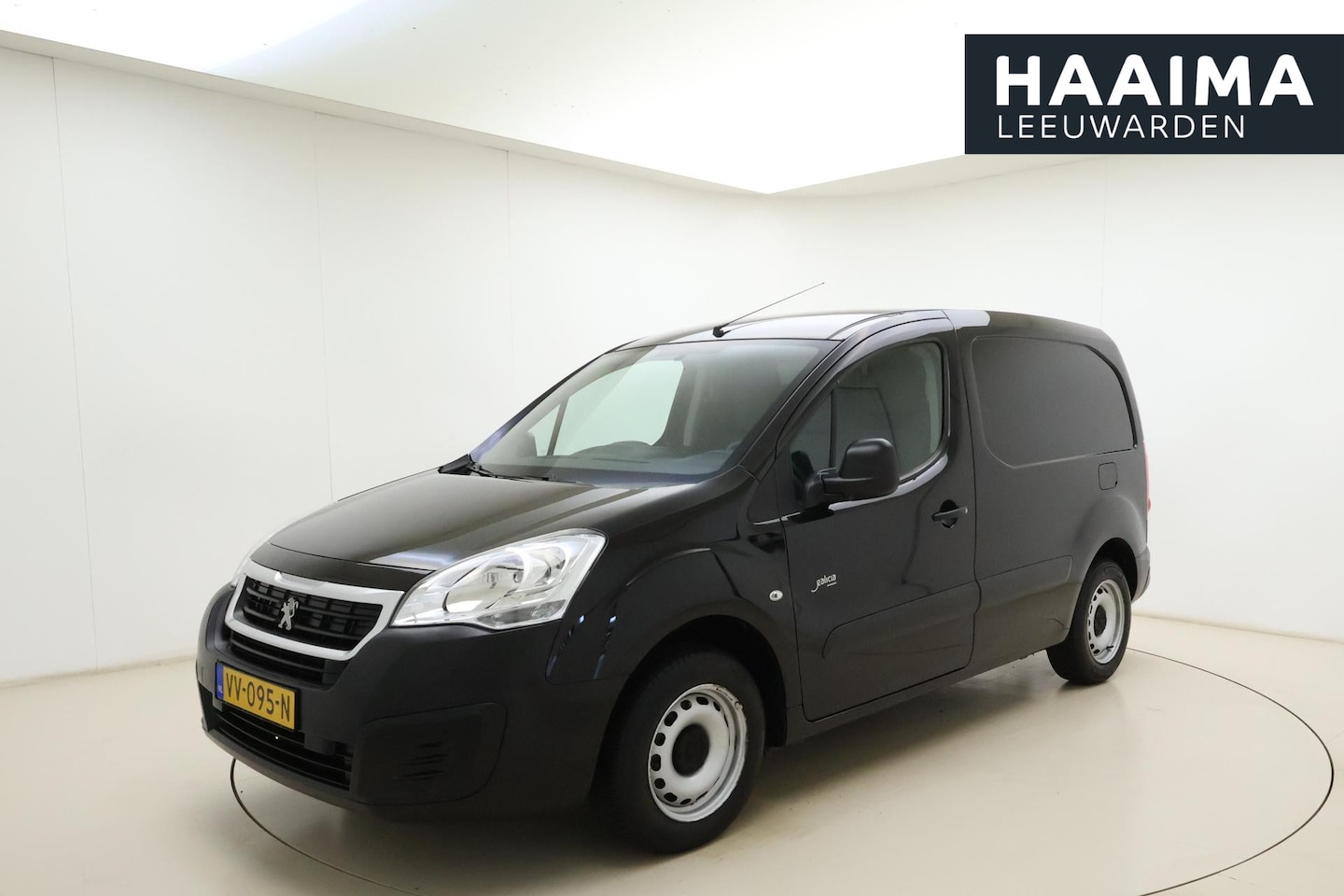 Peugeot Partner - 120 1.6 HDi 75 L1 XR | Trekhaak | Twee-zits bijrijdersbank | Nette auto - AutoWereld.nl