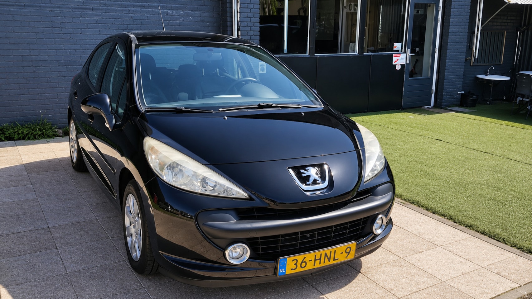 Peugeot 207 - 1.6 VTi Look 1.6 VTi Look - AutoWereld.nl