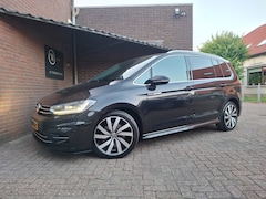 Volkswagen Touran - 1.5 TSI Highline 7P DSG R-Line Carplay / Led Verlichting / Cruise Controle / Bluetooth / N