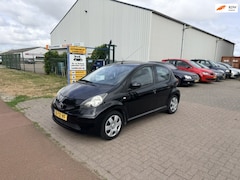 Toyota Aygo - 1.0-12V +