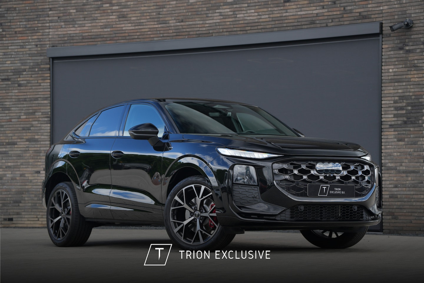 Audi Q3 Sportback - 1.5 200kW e-hybrid S edition | Pano | Sonos | Trekhaak | ACC | HUD | 360 | Stoel\Stuurverw - AutoWereld.nl