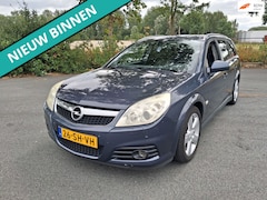 Opel Vectra Wagon - 2.2-16V Executive LEUKE AUTO RIJDT EN SCHAKELT GOED