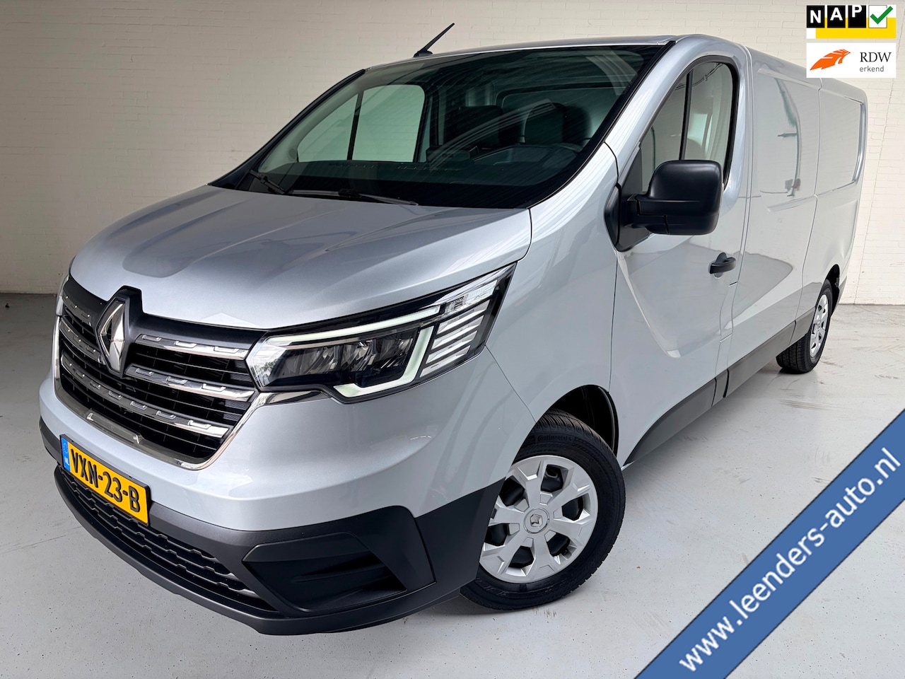 Renault Trafic - 2.0 dCi 110pk euro6 T30 L2H1 Comfort 3Persoons, Airco, CruiseControl, Trekhaak, RIJKLAARPR - AutoWereld.nl