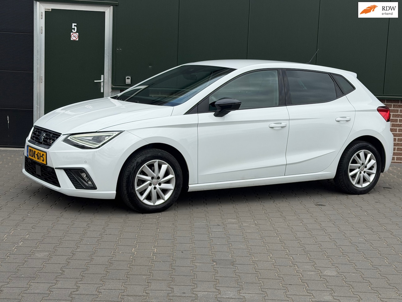 SEAT Ibiza - 1.5 TSI Sport/Netjes/Airco/Apk - AutoWereld.nl