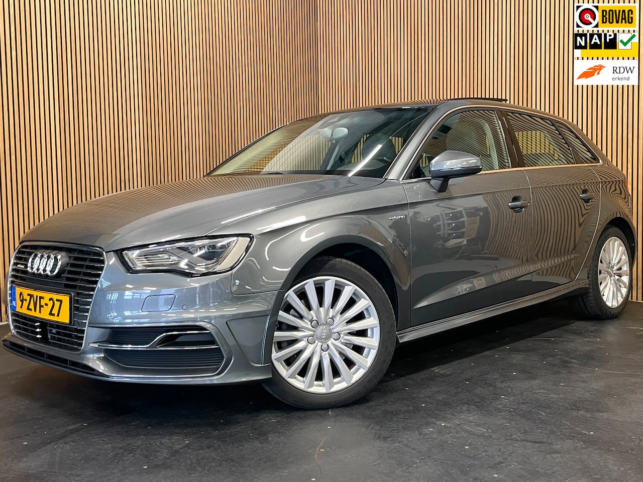 Audi A3 Sportback - 1.4 E-Tron PHEV|SCHUIF/KANTELDAK|AFN.TREKHAAK|ACC|NAVIGATIE|CLIMATE+CRUISE CONTROL|LMV 17' - AutoWereld.nl