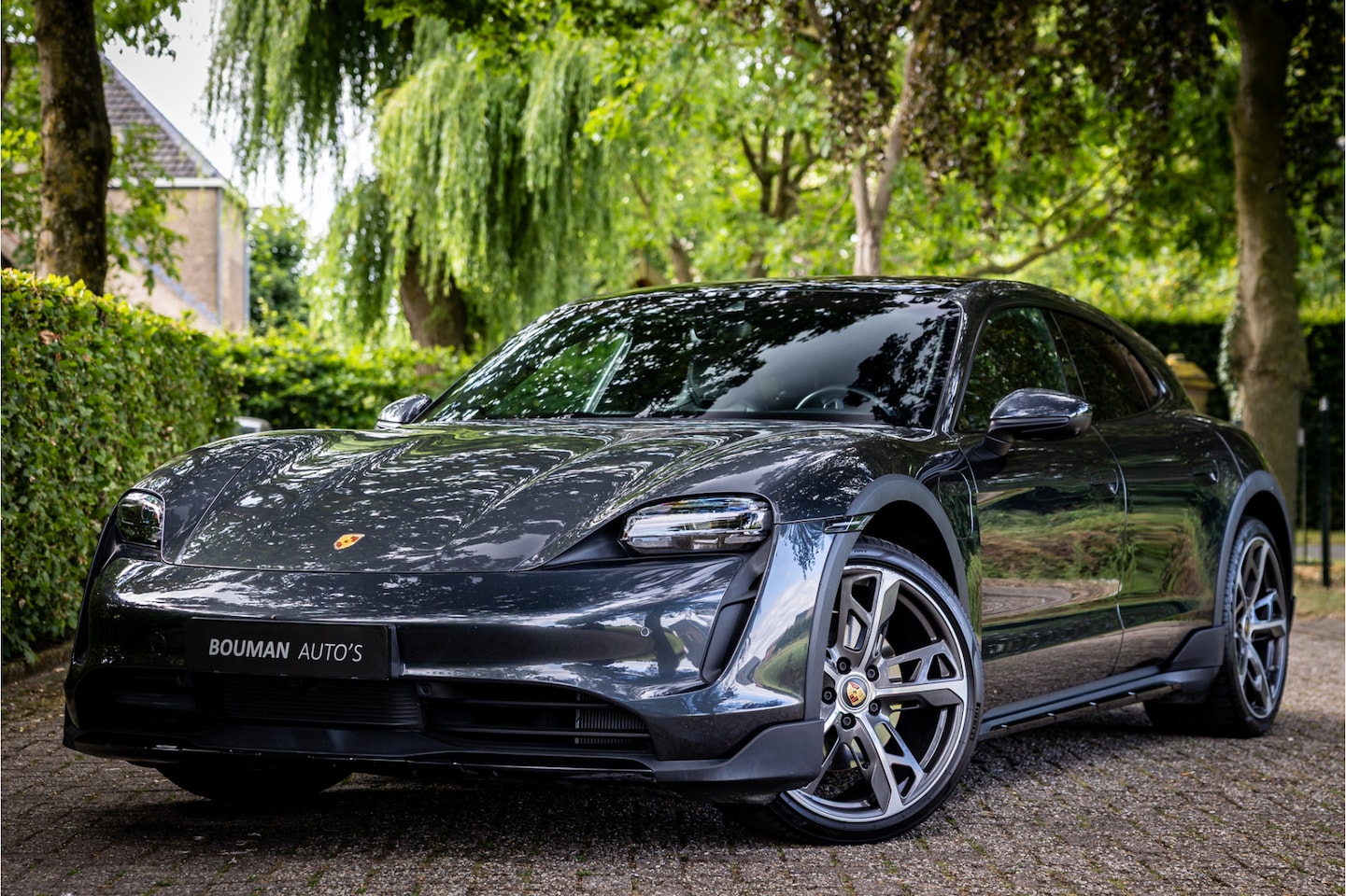 Porsche Taycan Cross Turismo - 4 93 kWh Panorama 21" Bose Off Road Design Warmtepomp - AutoWereld.nl
