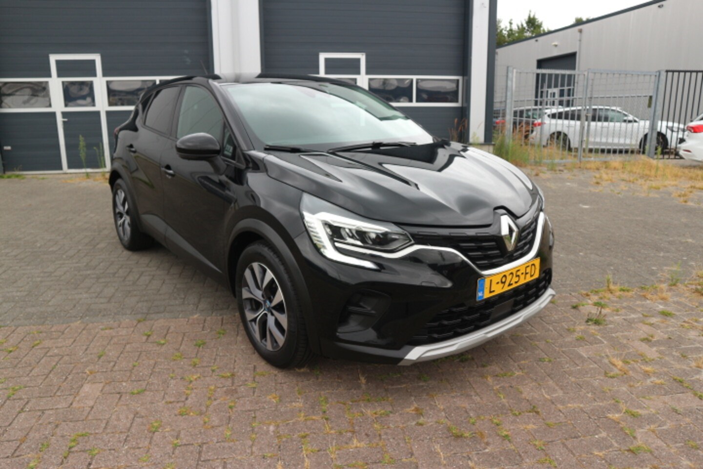 Renault Captur - 1.0 TCe 90 Business Zen - AutoWereld.nl