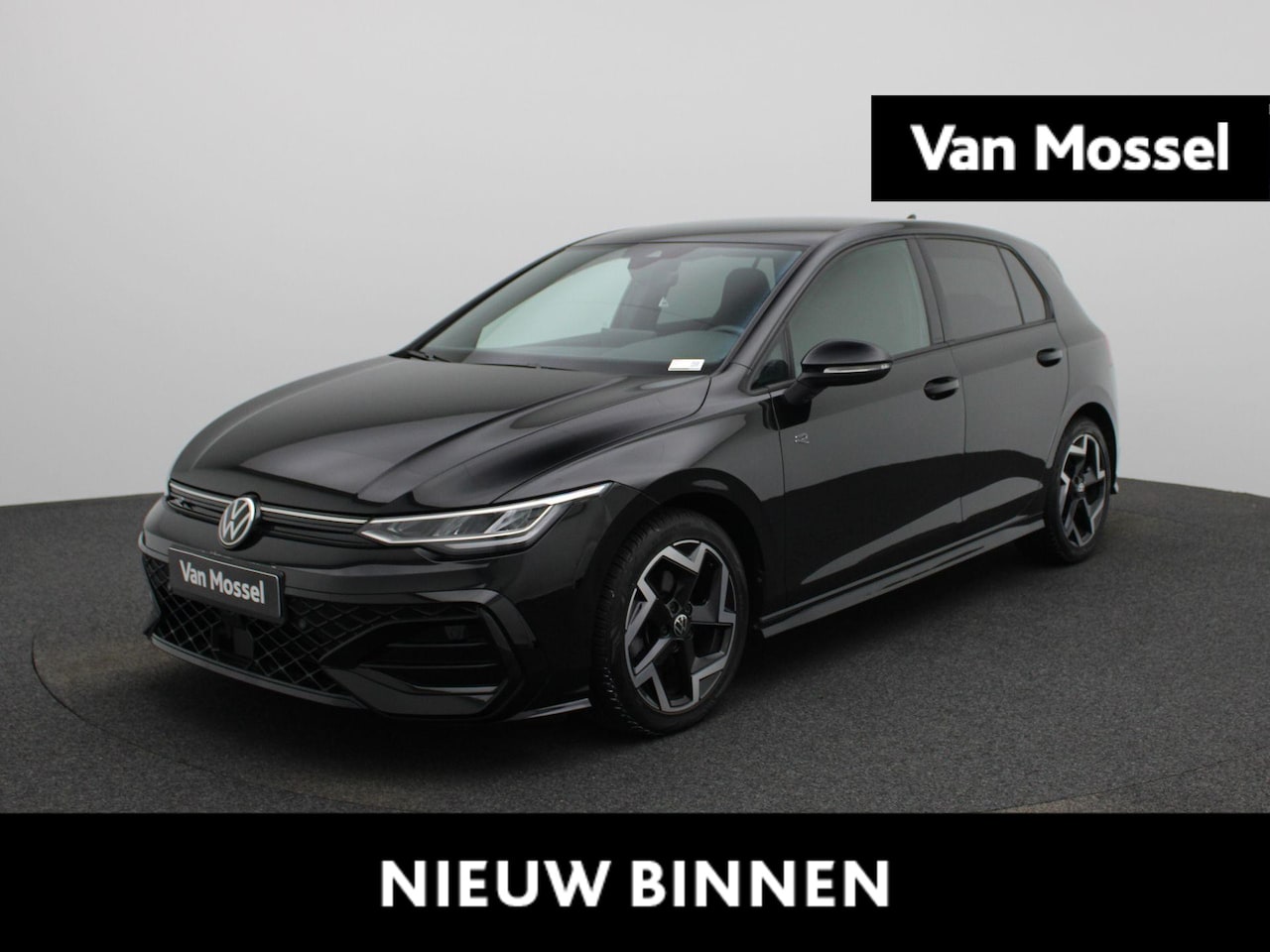 Volkswagen Golf - 1.5 eTSI R-Line 150 PK | Automaat | Climate Control | Stoelverwarming | Stuurverwarming | - AutoWereld.nl