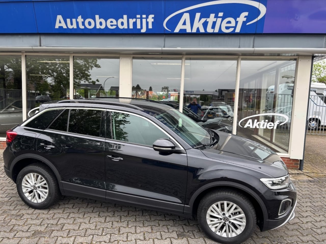 Volkswagen T-Roc - 1.0 TSI Life Edition 1.0 TSI LIFE EDITION - AutoWereld.nl