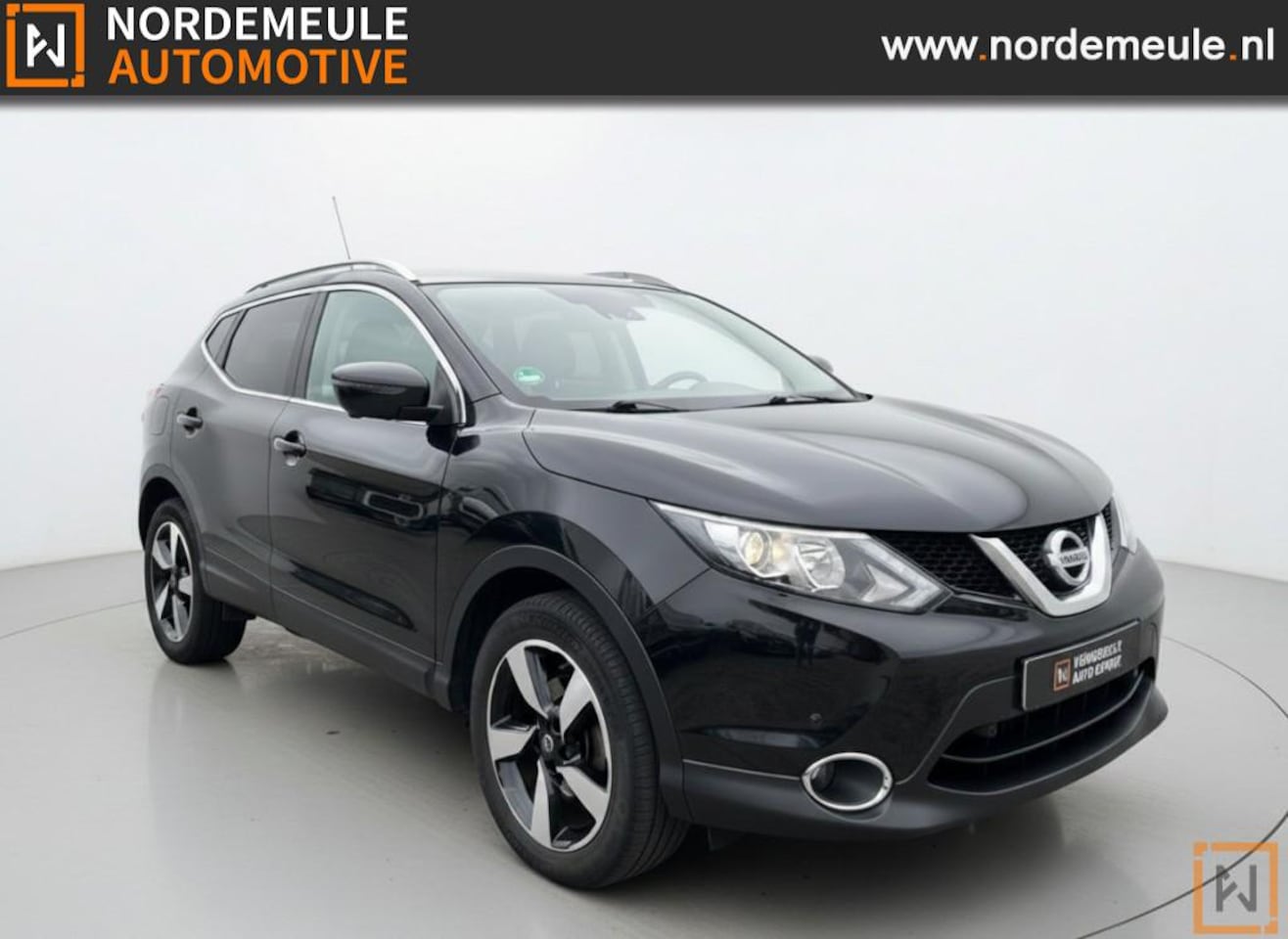 Nissan Qashqai - 1.5 dCi N-Vision 1.5 DCI N-VISION, 360 Camera, Pano, Trekhaak - AutoWereld.nl