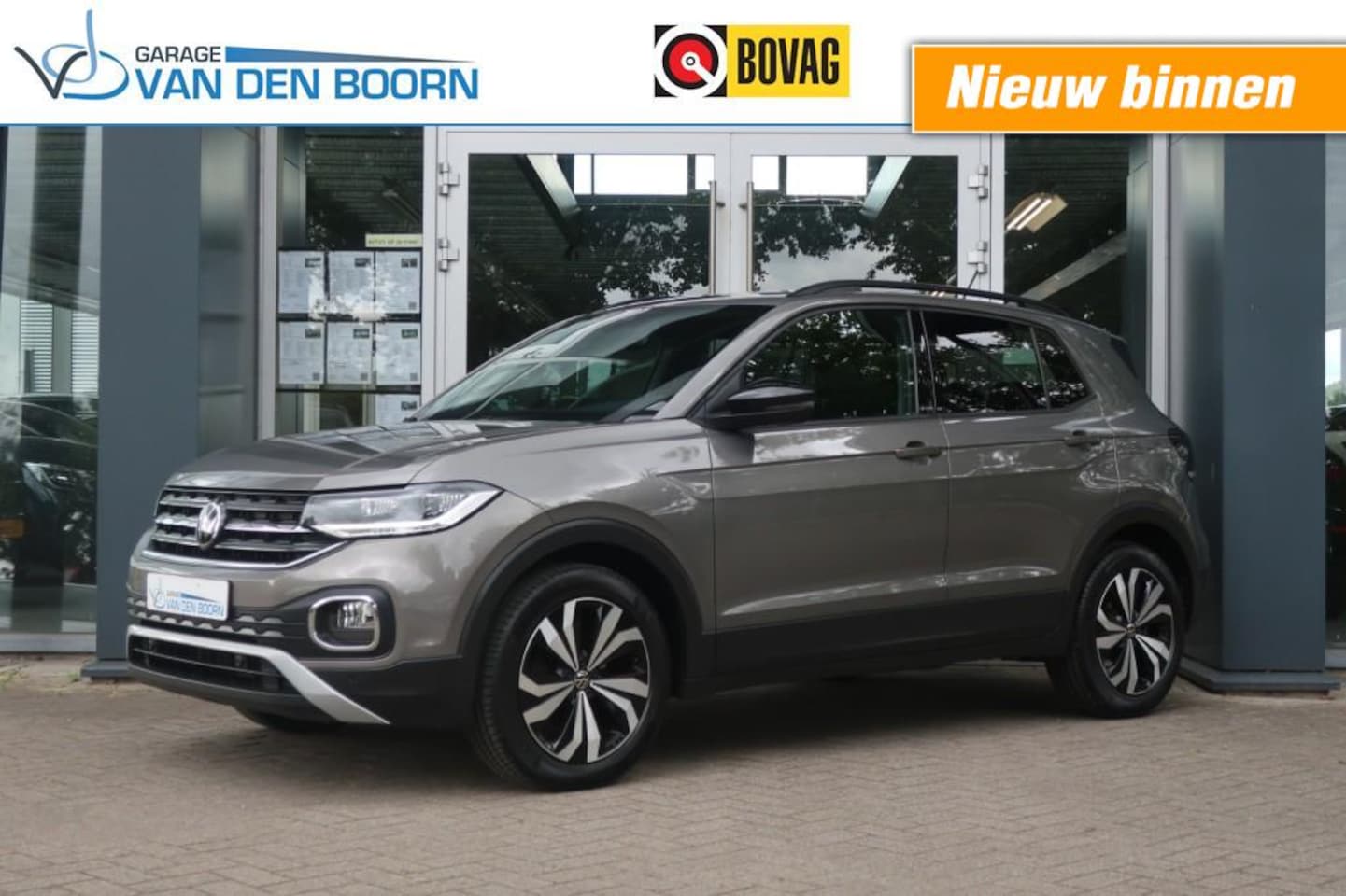 Volkswagen T-Cross - 1.0 TSI Active, Trekhaak, Stoelverwarming, LED, CarPlay/Android etc. - AutoWereld.nl