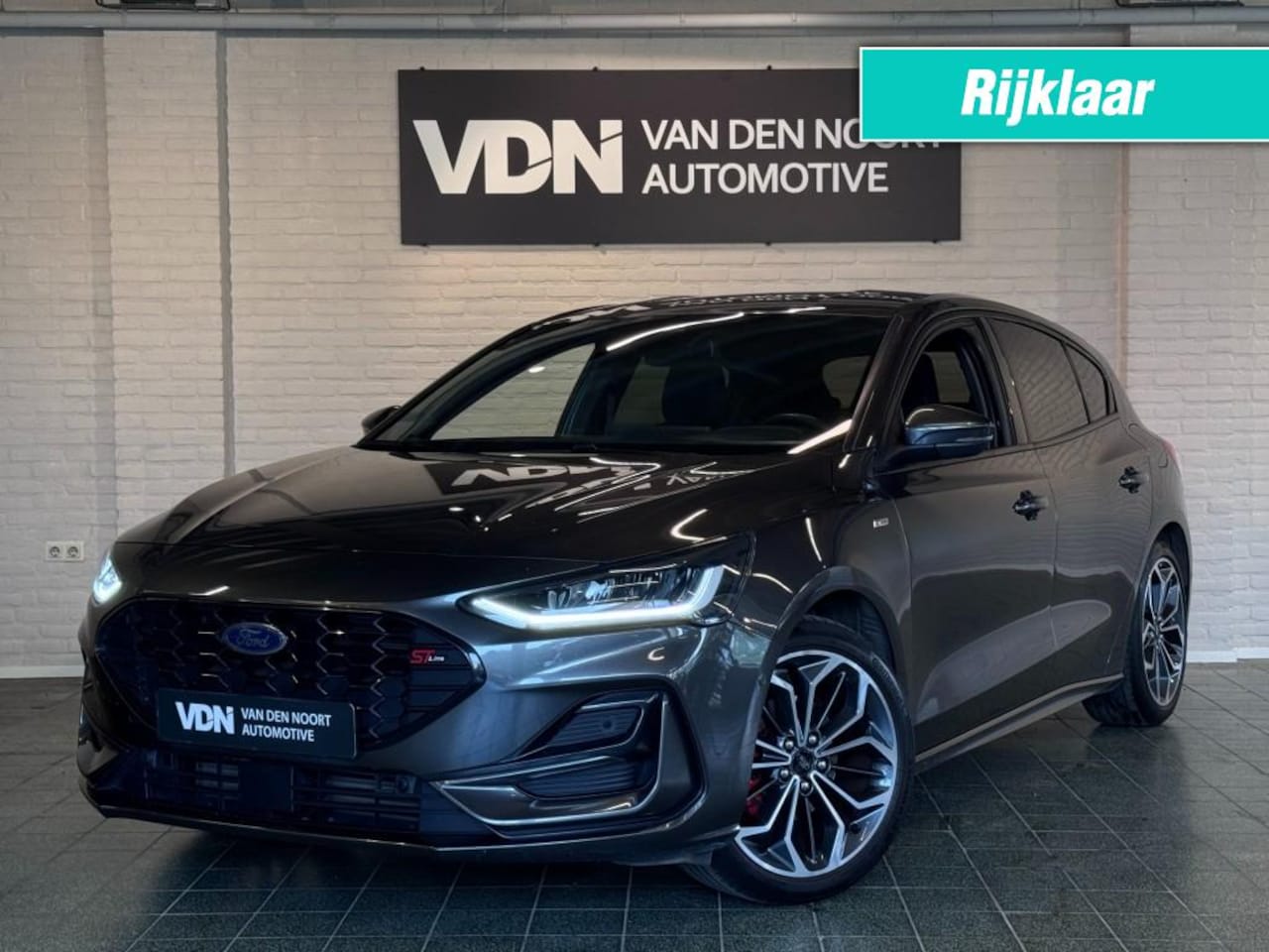 Ford Focus - 1.0 EcoBoost Hybrid ST-Line X 155pk BangOlufsen WinterPack Keyless 18'' - AutoWereld.nl