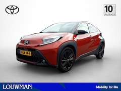 Toyota Aygo X - 1.0 VVT-i S-CVT Premium | Stoelverwarming | Climate Control | Cruise control adaptive | Ac
