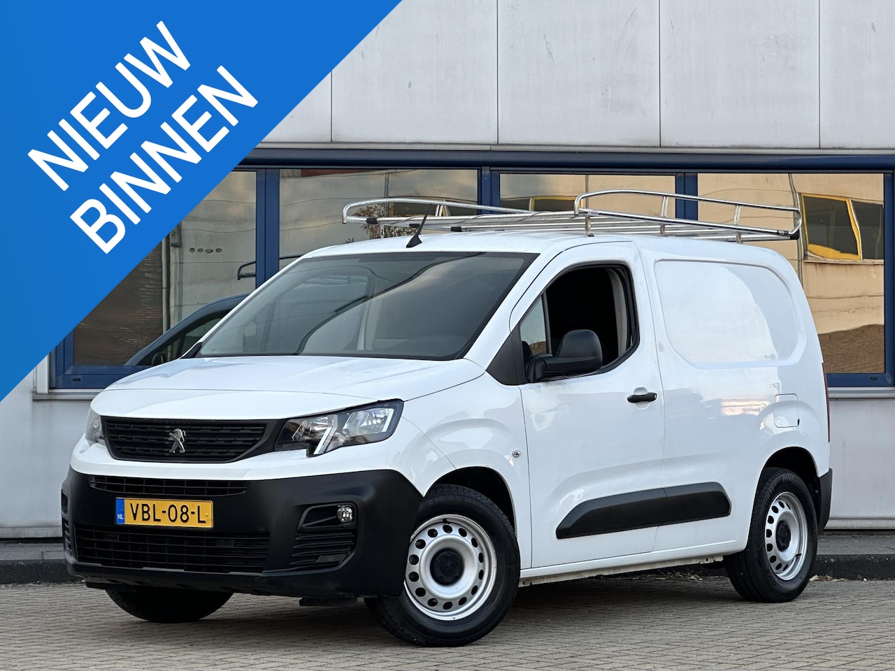 Peugeot Partner - 1.6 BlueHDI Grip l CarPlay l Navi l 84.977 km l - AutoWereld.nl