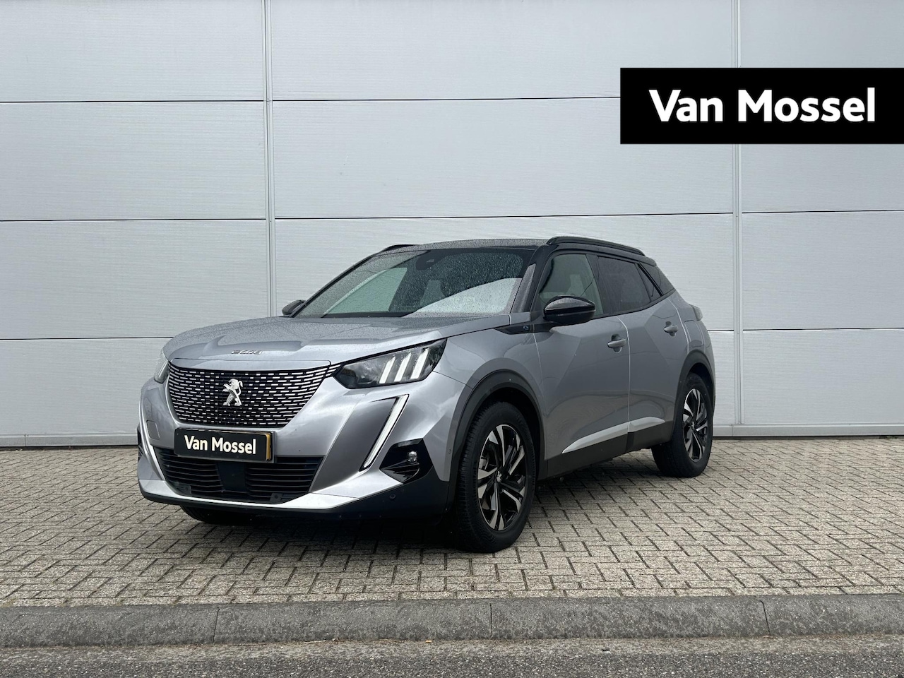 Peugeot e-2008 - EV GT 50 kWh | Camera | Cruise Control | Navigatie | Apple Carplay/Android Auto - AutoWereld.nl