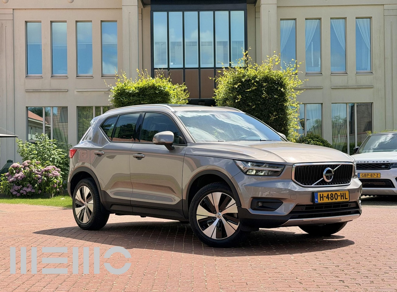 Volvo XC40 - 1.5 T5 Twin Engine Momentum Pro - SOH 93% - 360 Camera - Panoramadak - Trekhaak - AutoWereld.nl