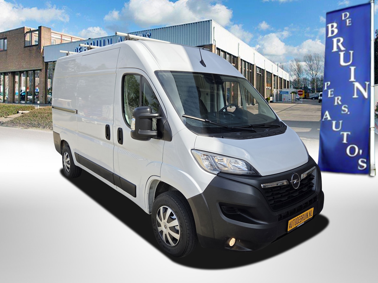 Opel Movano - 103Kw/140Pk L2H2 Links & Rechts Schuifdeur Airco Cruisecontrol 2500Kg Trekhaak - AutoWereld.nl