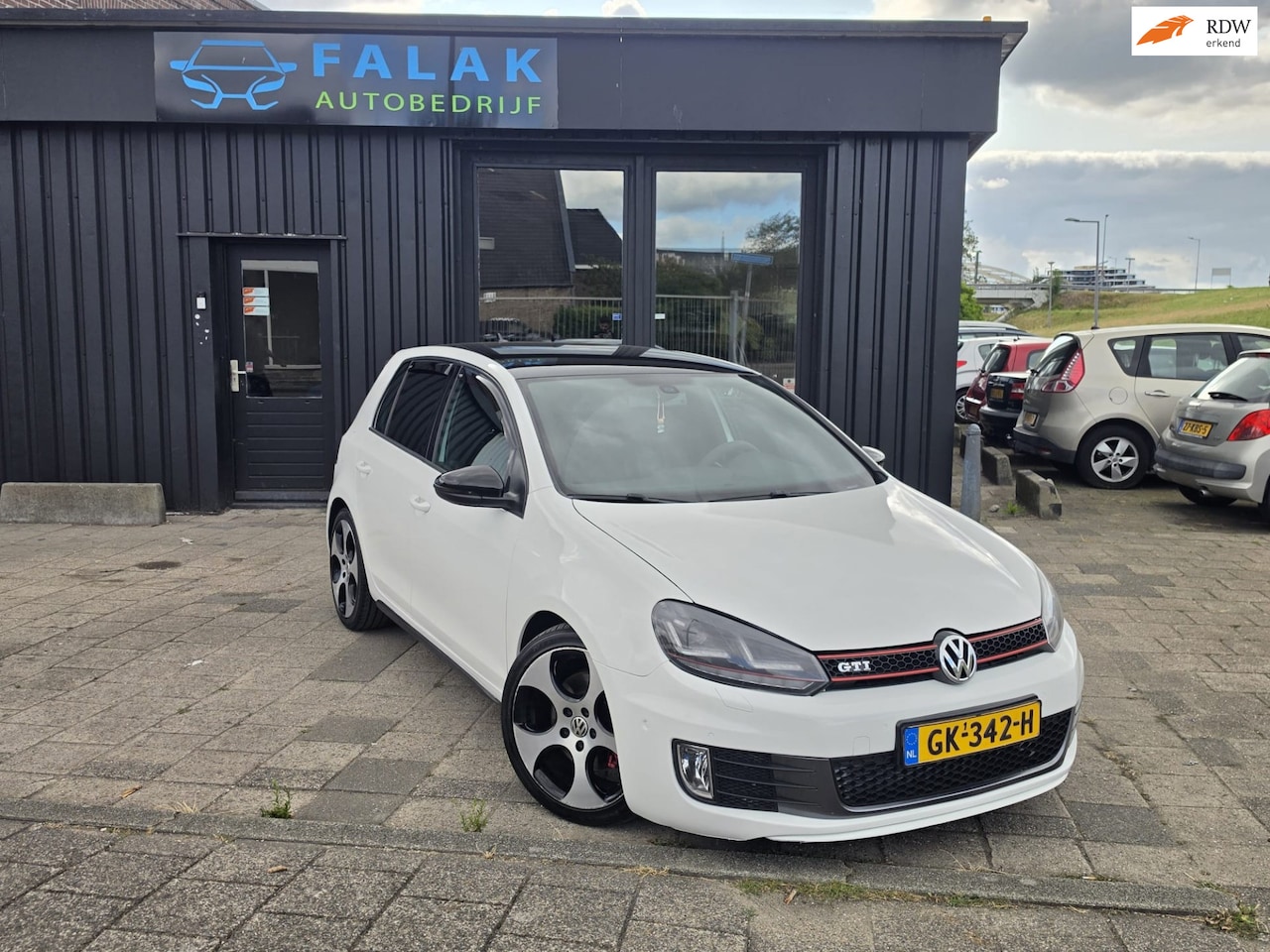 Volkswagen Golf - 2.0 GTI 2.0 GTI - AutoWereld.nl