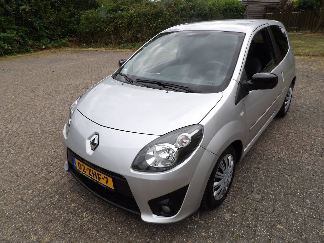 Renault Twingo - 1.2-16V Dynamique airco kout - AutoWereld.nl