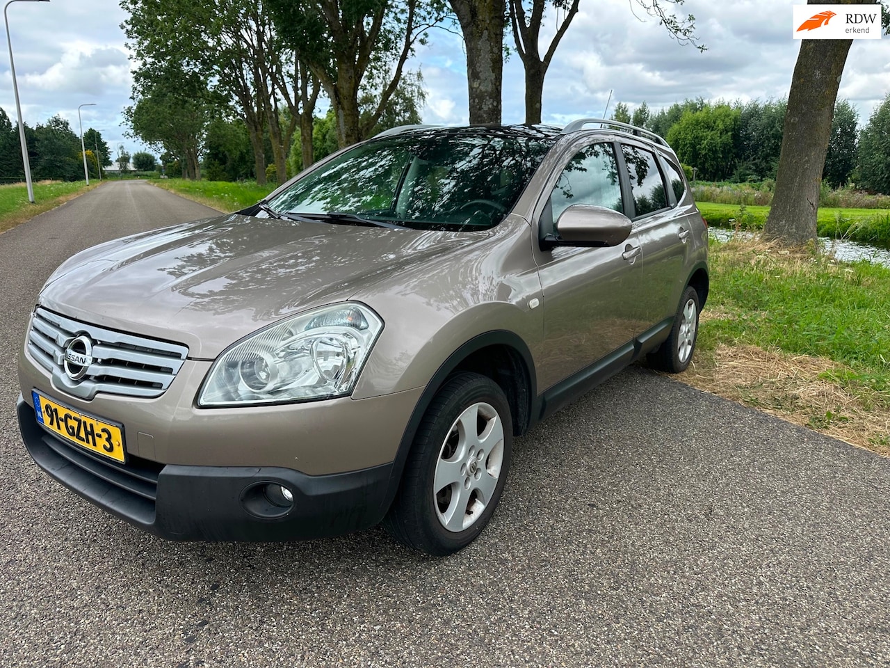 Nissan Qashqai+2 - 2.0 Optima|pano|rijdt super|clima|nap - AutoWereld.nl