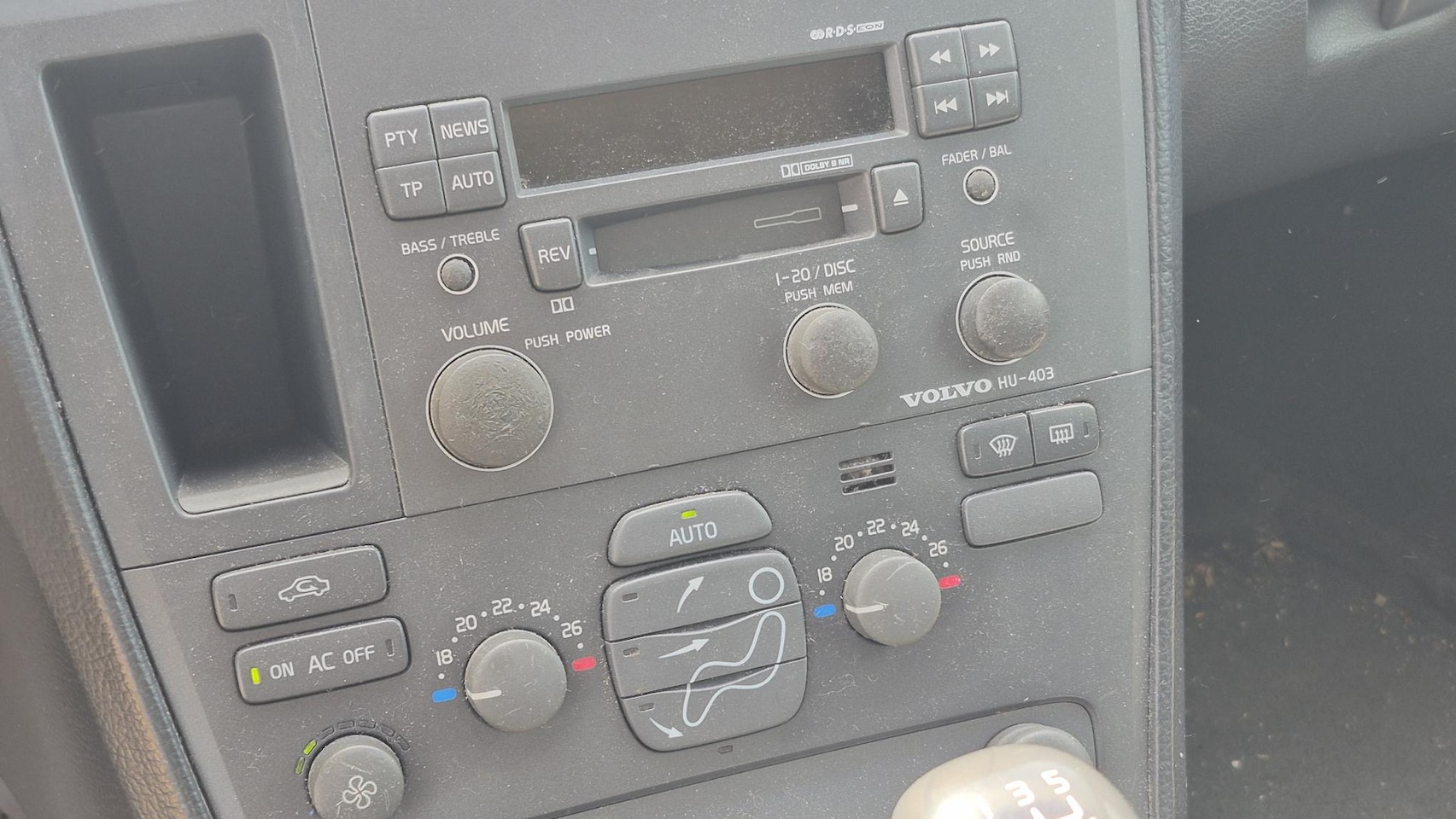 Volvo V70 - 2.4 T AWD Comfort Line 200 PK I AWD I APK 24-3-27