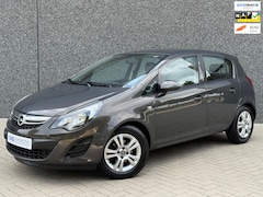 Opel Corsa - 1.4 16V Berlin | Cruise control | Airco | Elektrische ramen | Radio | Start/Stop | Elektri
