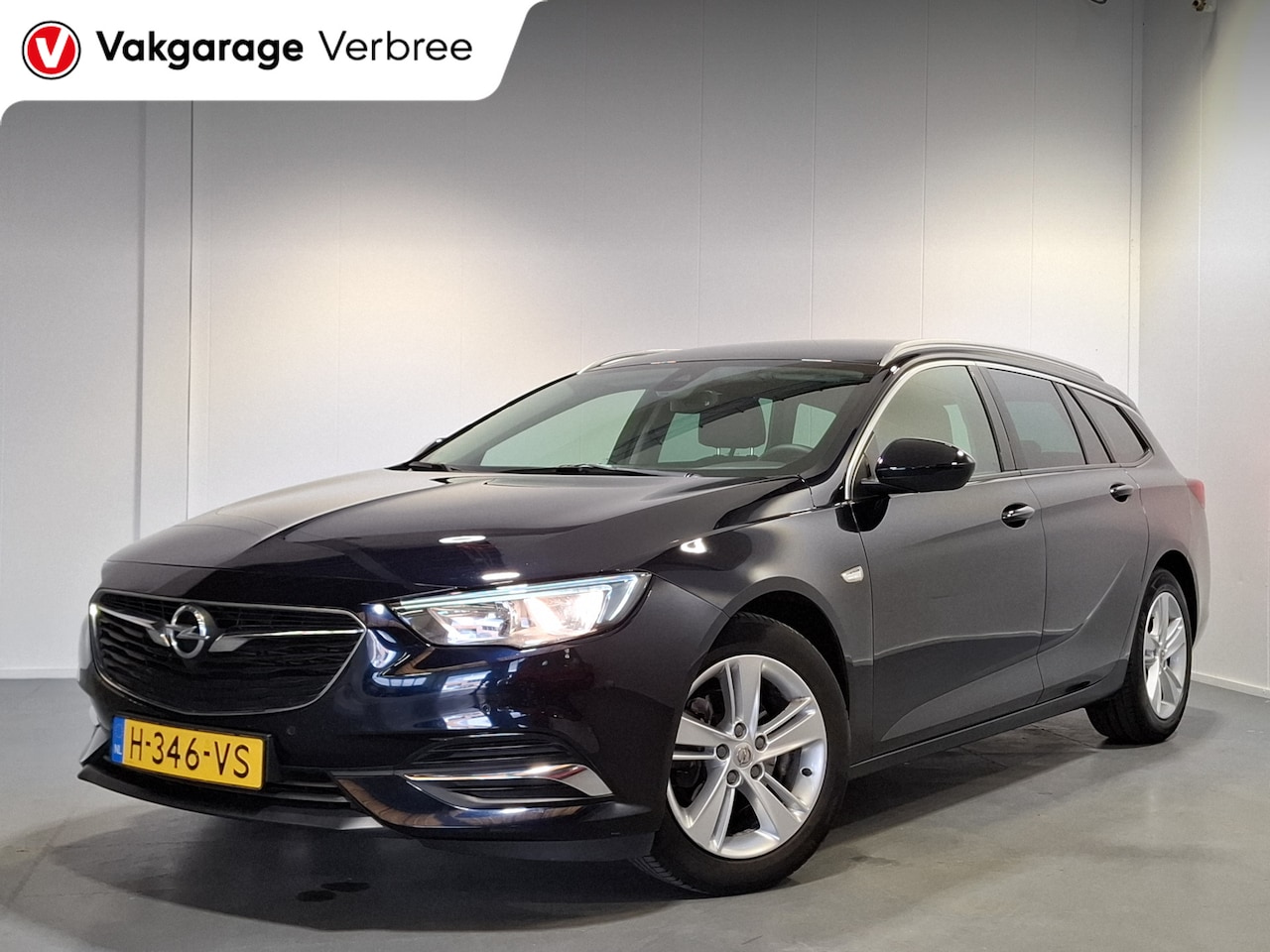 Opel Insignia Sports Tourer - 1.5 Turbo Business Executive | Navigatie/Android/Apple Carplay | LM Velgen 17" | Voorstoel - AutoWereld.nl
