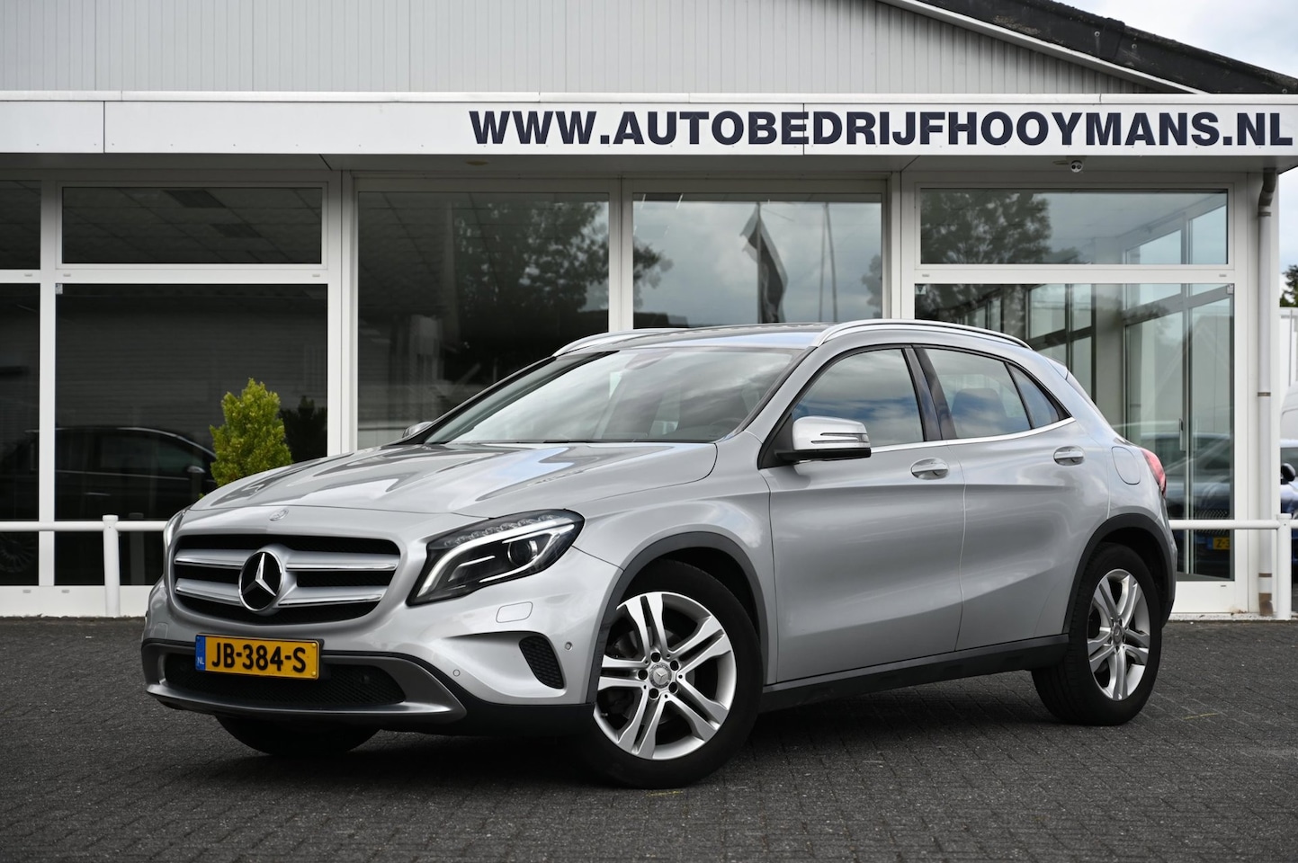 Mercedes-Benz GLA-Klasse - 200 Ambition Trekhaak Stoelverwarming - AutoWereld.nl